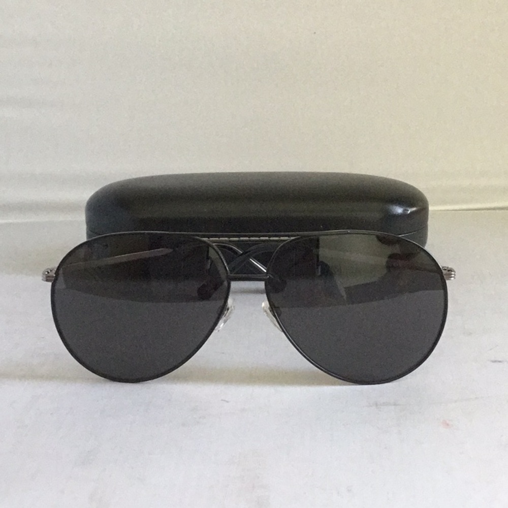 Gucci Men's Aviator Sunglasses in Black and Silver